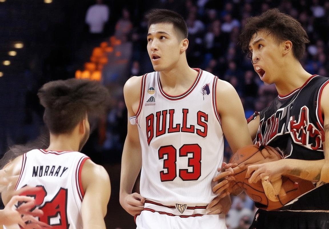 团队篮球战胜双星闪耀：老鹰对公牛一战，特雷·杨与德章泰·穆雷合砍302分不敌极致运动